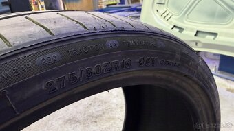 275/30 R19 Aplus A610 - 2