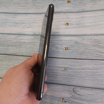 iPhone 11 Pro Max 256GB zelený, 100% batéria - 2