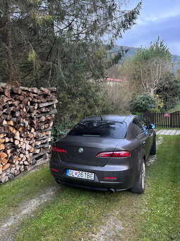 Alfa Romeo 159 Sedan 2.4 JTDm 147 kW, manuál - 2