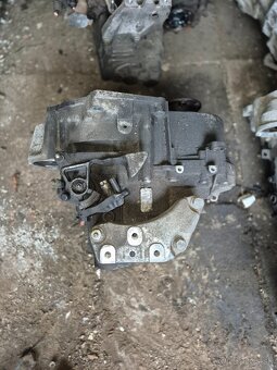 Predám manuálna 6q prevodovka pre 2.0tdi VW GROUP - NFU- - 2
