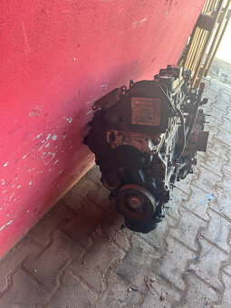 Motor 1,6 HDI 8V 9H06 Peugeot Citroen Ford 9HP 9HN - 2