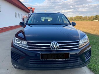 Volkswagen Touareg 3.0 V6 TDI BMT 4XMOTION VZDUCH - 2