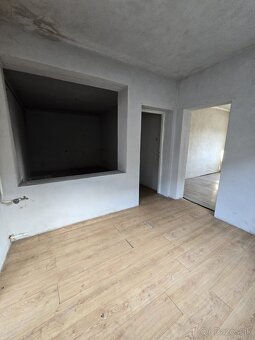 Na predaj klasický rodinný dom s bohatou rozlohou - 2