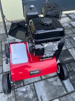 Benzínový vertikutátor Einhell GC-SC 4240 - 2