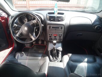 Alfa Romeo GT - 2