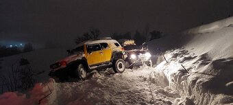 Jeep cherokee liberty kj 2.5 CRD 4x4 offroad špeciál - 2