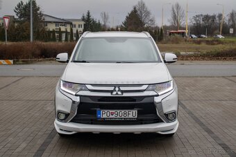 Mitsubishi OUTLANDER 2,2 DI-D 110 KW AT6 INSTYLE - 2
