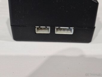 Nabijacka na 2-3S baterky 10e - 2