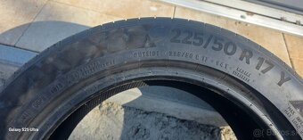 Continental 225/50 R17 - 2