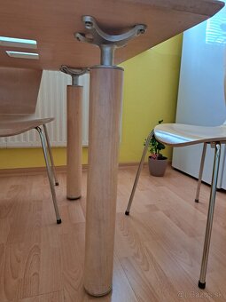 Jedálenský stôl so stoličkami - 2