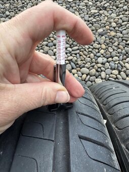 275/40 R18 Pirelli - 2