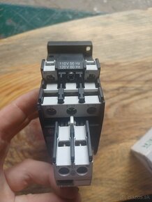 Stykač DIL0M/11 - 2