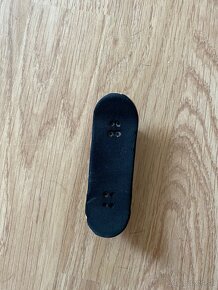 Fingerboard ghost - 2