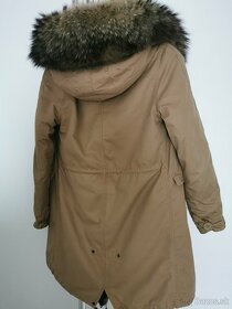 Zimná bunda s pravou kožušinou - 2