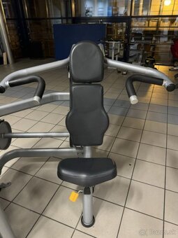 Matrix shoulder press - 2
