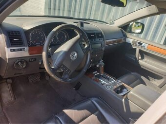 Rozpredam Vw Touareg 3,2 benzin 162kw - 2