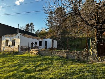 POZEMOK NA PREDAJ - 2