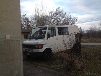 Mercedes 207d , bremer T1 - 2