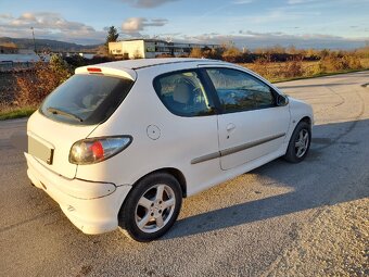 Predam peugeot 206 coupe - 2
