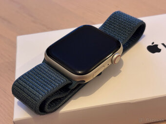 Apple Watch SE 2024 GPS + Cellular 44 mm - v záruke - 2