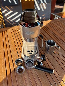 Delonghi Dedica Arte EC885 - 2