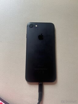 iPhone 7 - 2