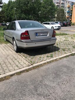 V CENE JE AJ PREPIS predam volvo s80 2,0turbo benzin 120kw - 2
