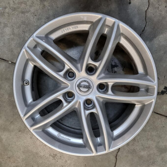 Nissan disky 5x114,3 R16 6,5J ET40 - 2