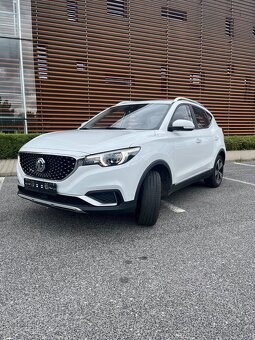 MG ZS EV 2021 44,5kwh batéria - 2