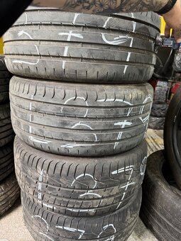 L379 4ks letné 235/35R19 - 2