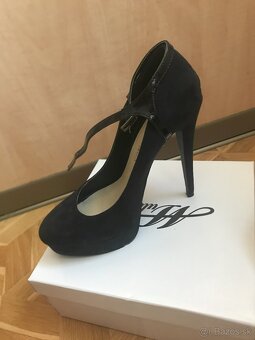 Čierne lodičky na vysokom opätku - 2