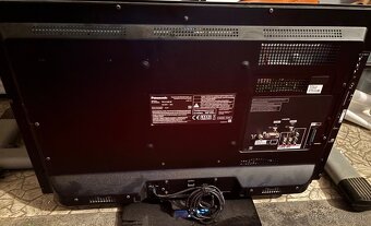32 "Panasonic VIERA TX-L32E3E - 2