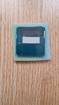 Predam procesor Intel Core i7 - 2