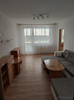 Prenajmem 1-izbový byt s veľkou loggiou – Košice, Furča - 2