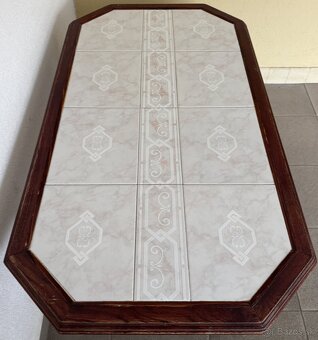 Konferenčný drevený stolík - 2