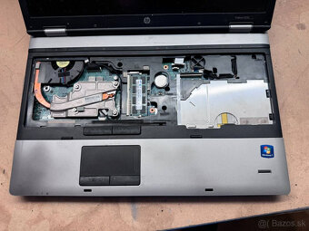 Predám pokazený notebook na náhradné diely zn.HP 6555b. - 2