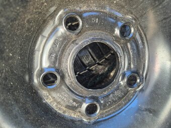 Zimní sada Volkswagen Passat R16 ET44 - 2