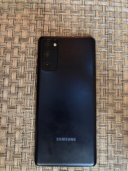 Predám Samsung S20FE 4G 128GB - 2