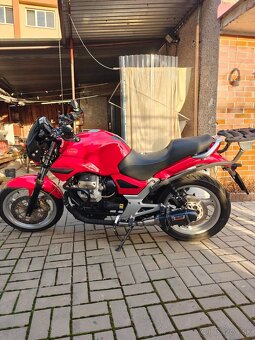 Moto Guzzi Breva 750 - 2