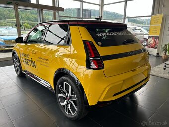 Renault R5 E-Tech elektrický Iconic Cinq 120k - NOVÉ VOZIDLO - 2