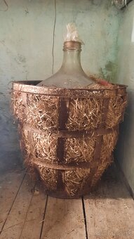 Demižóny s košom - 2