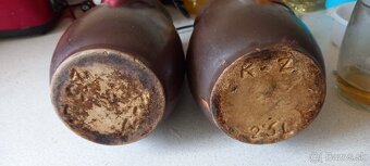 Staré hlinené dzbany,krcahy - 2