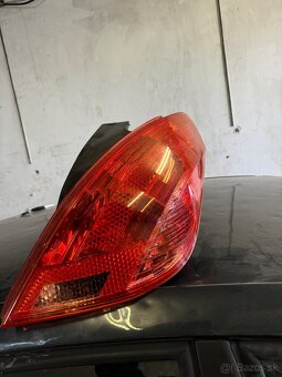 Peugeot 308 zadne svetlo - 2