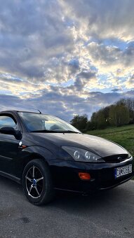 Ford focus mk1 - 2