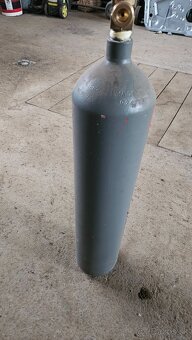 C02 flasa - 2