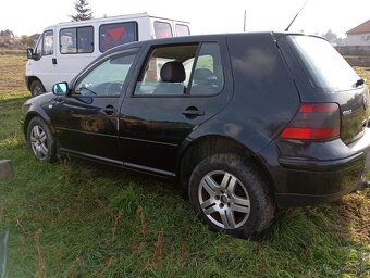 Golf 4 - 2