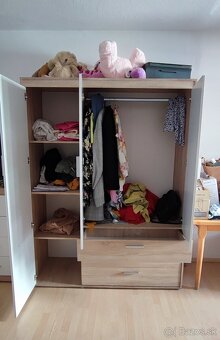 Trojdverová skriňa na predaj - 2
