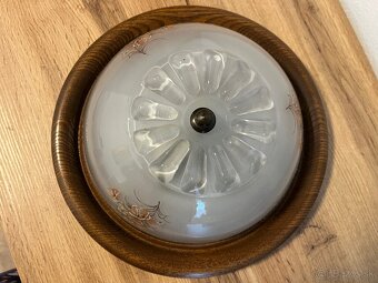 Predam stropnicu , lampa na stenu - 2