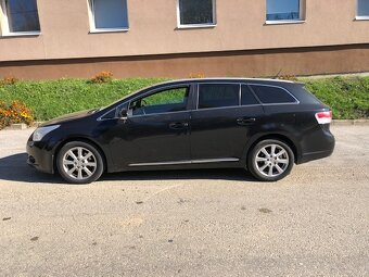 Predám TOYOTA AVENSIS KOMBI T27 Diesel - 2
