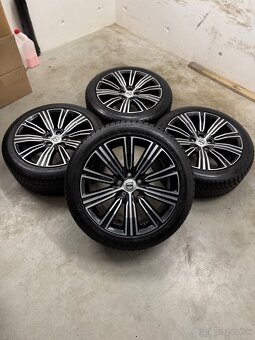 Zimná sada Volvo - 5x108 R18 , 235/45/18 Volvo V60 / S60 - 2